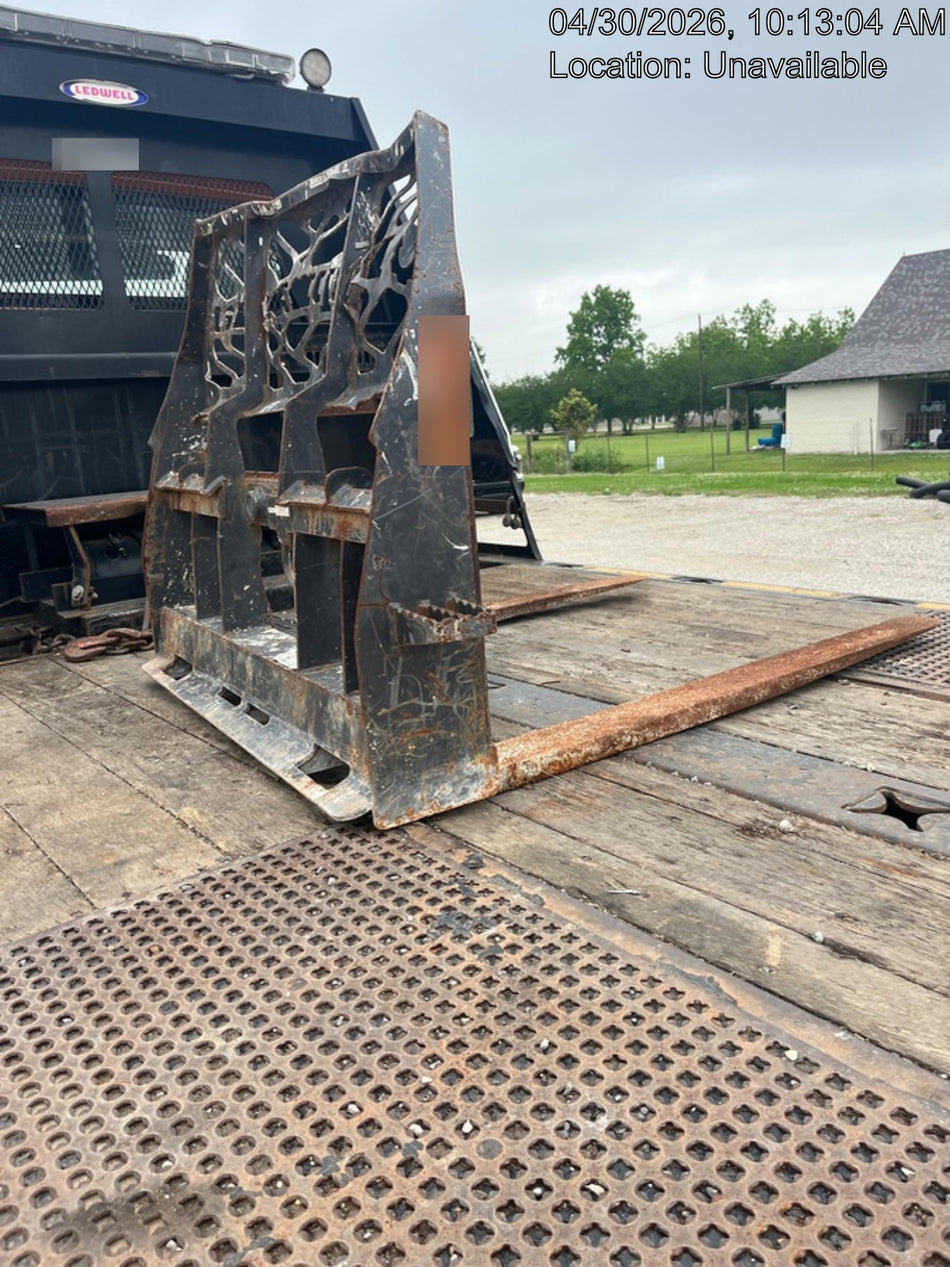 2022 PALADIN 48" Pallet Forks - Paladin