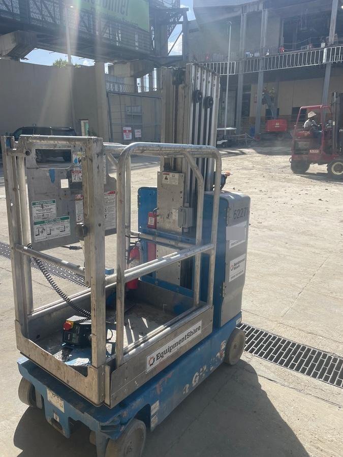 2019 GENIE GR-20
