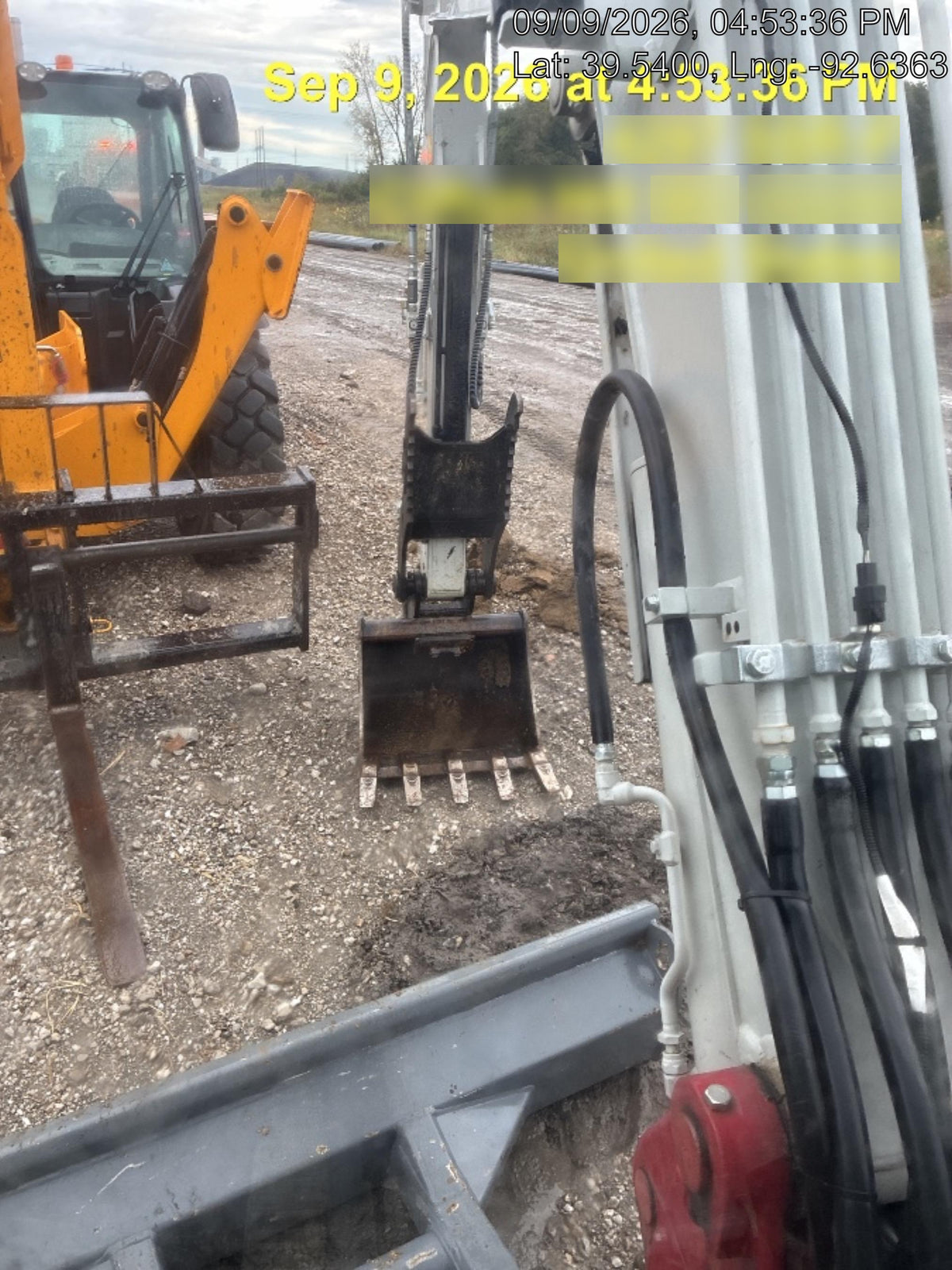 2022 TAKEUCHI TB240-CR
