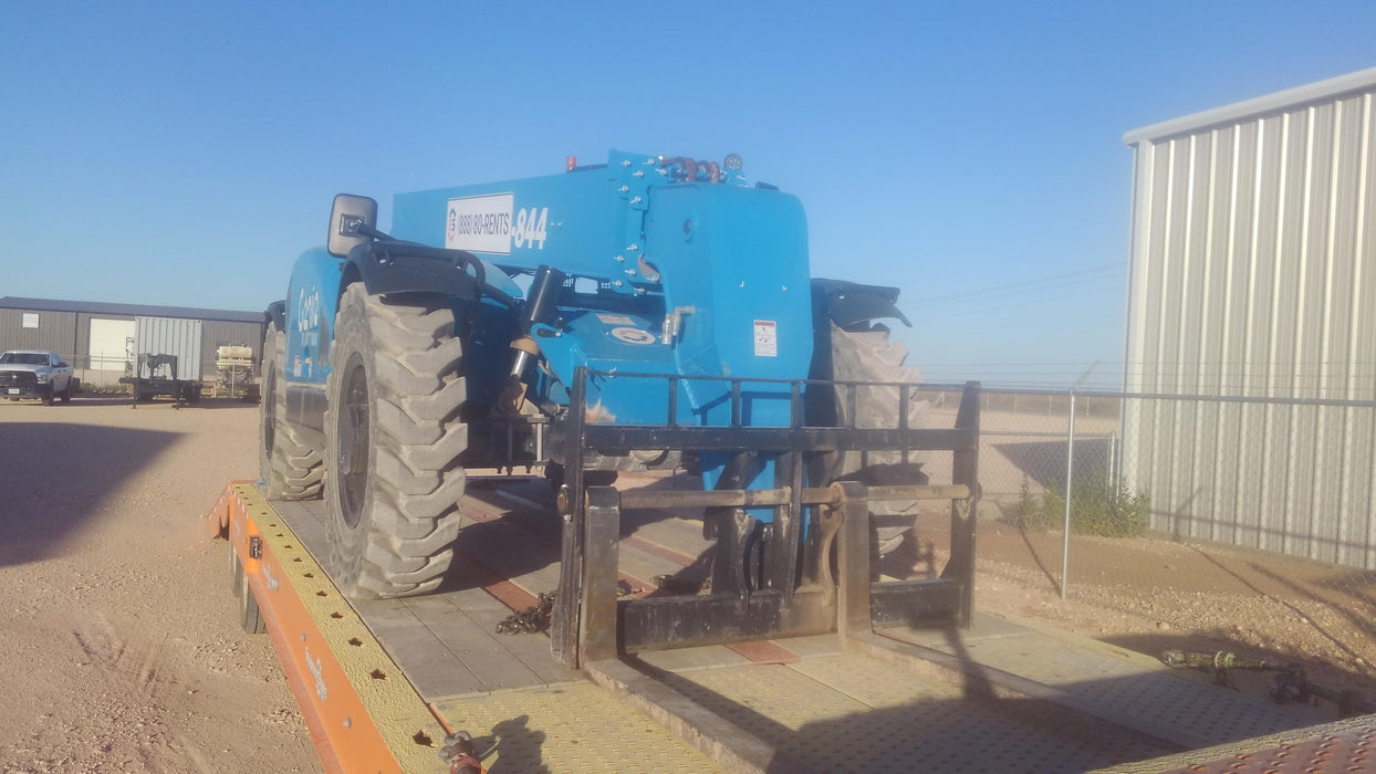 2018 Genie GTH-844 Genie GTH-844 w/Open ROPS, Solid Tires, beacon/work lights, 60" carriage/forks