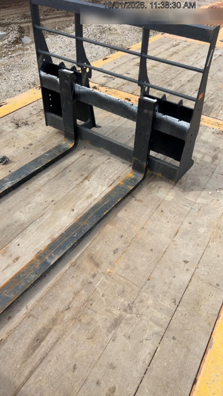 2025 ARROW MATERIAL HANDLING 60" Pallet Forks - Arrow