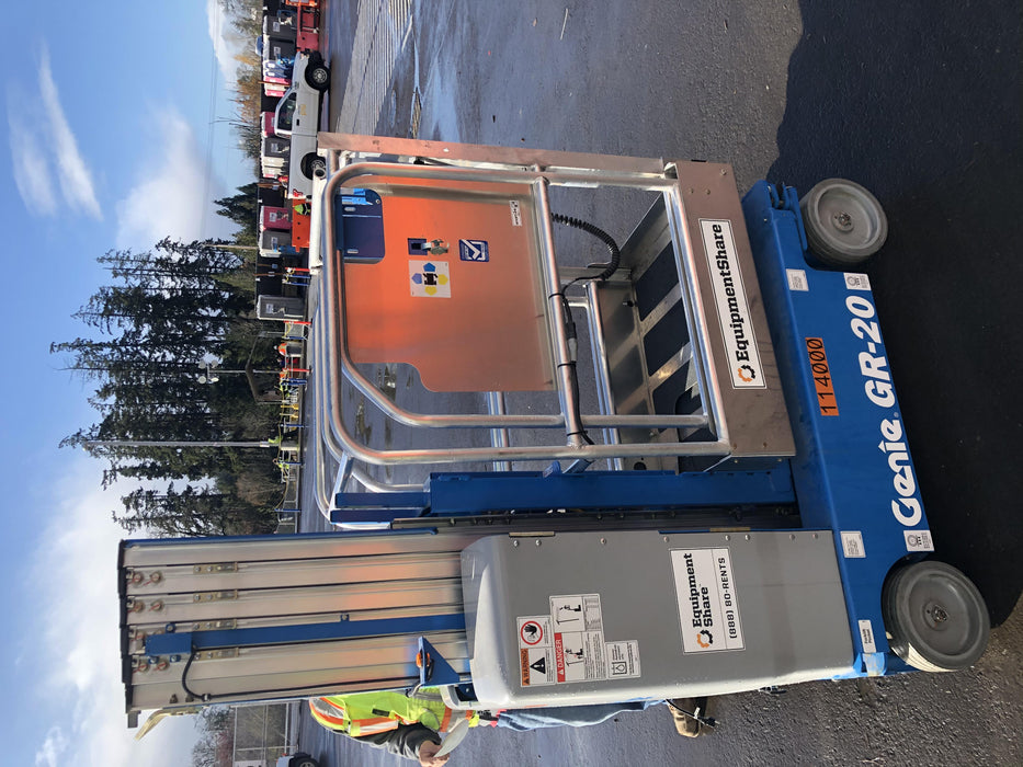 2020 GENIE GR-20