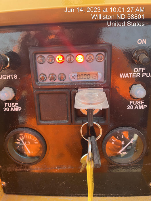 2023 Vac-Tron LP573XDT T4 Koehler Diesel Engine, 500 Gallon Debris Tank, x2 100 Gallon Water Tanks