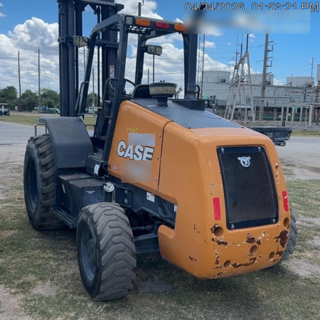 2023 CASE 588H