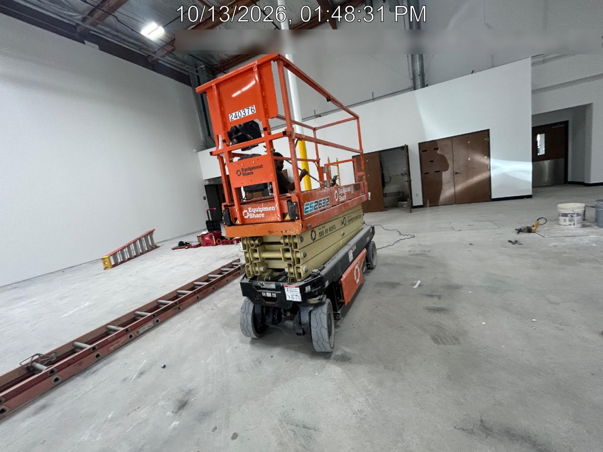 2022 JLG ES2632
