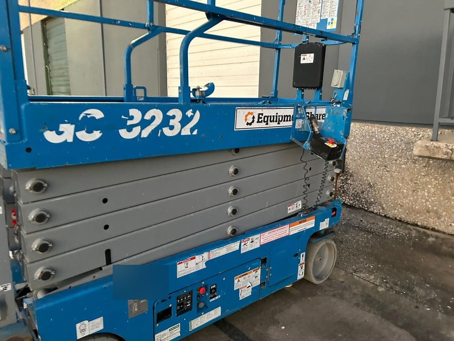 2019 GENIE GS-3232