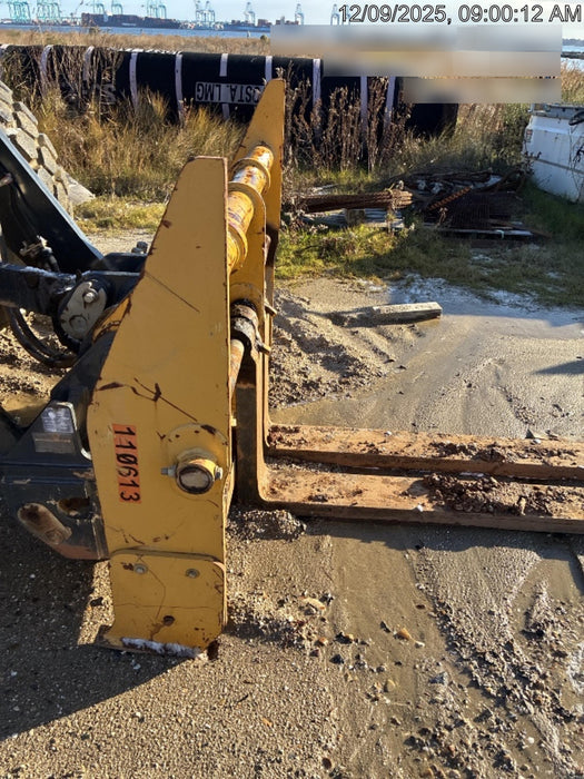 2020 JOHN DEERE 96" Loader Fork Carriage - John Deere