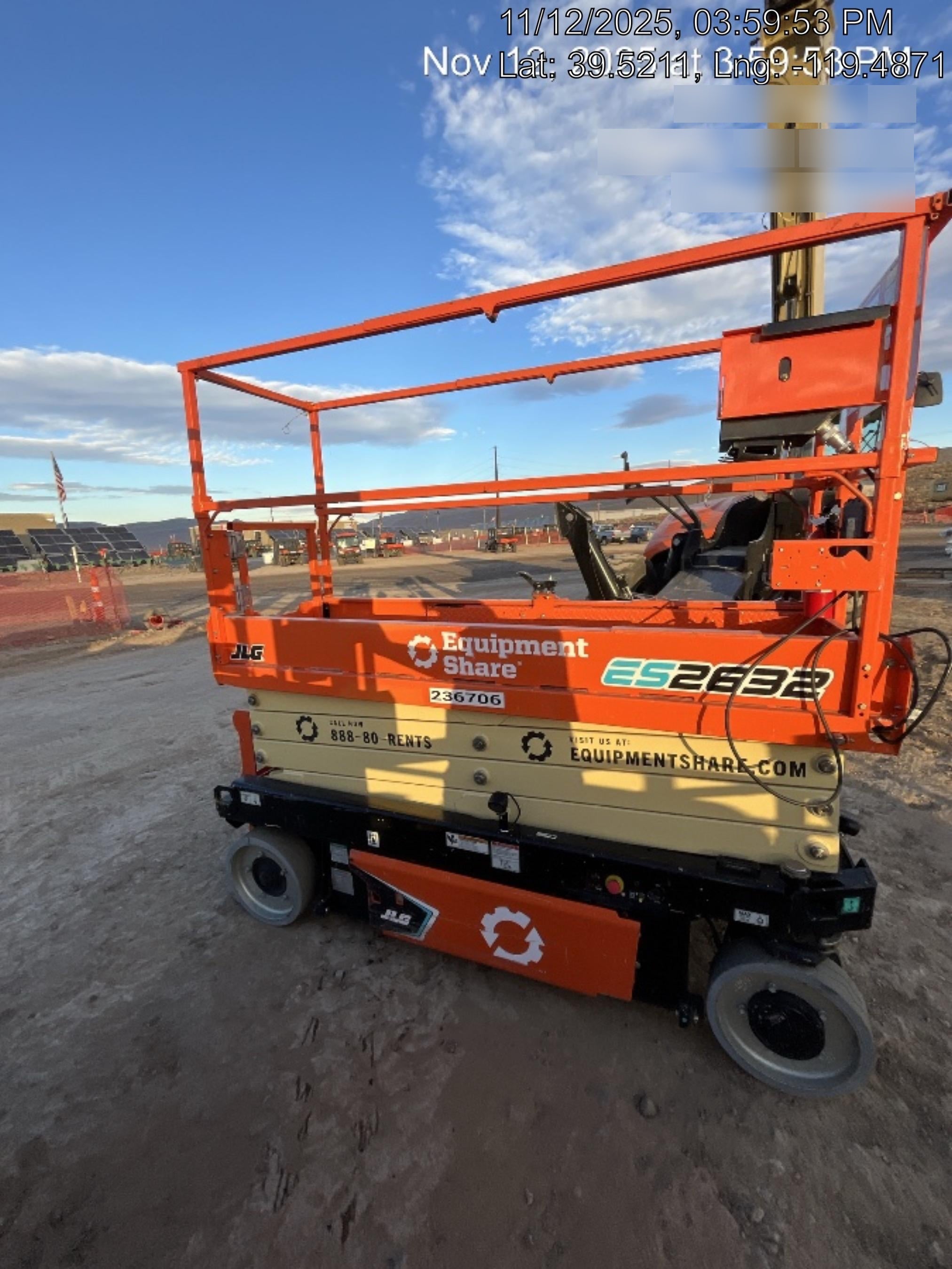 2022 JLG ES2632