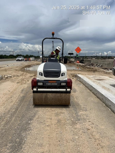 2023 DYNAPAC CC1200