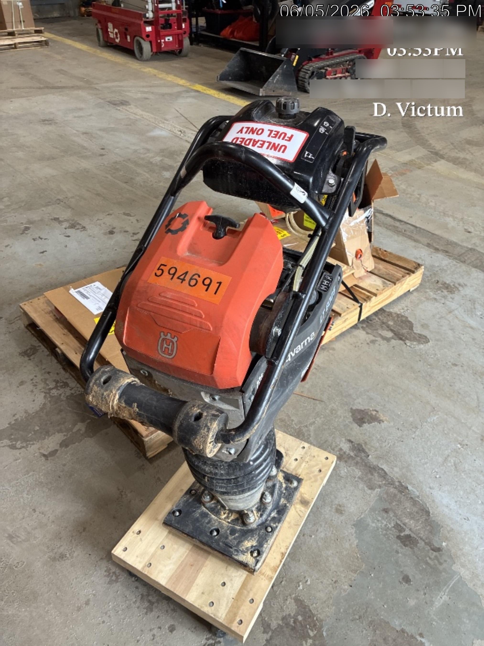 2025 HUSQVARNA LT6005