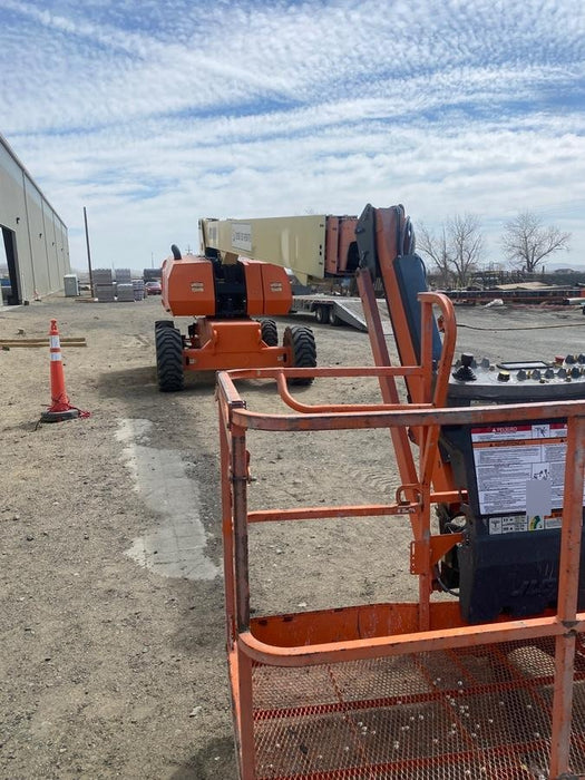 2019 JLG 860SJ