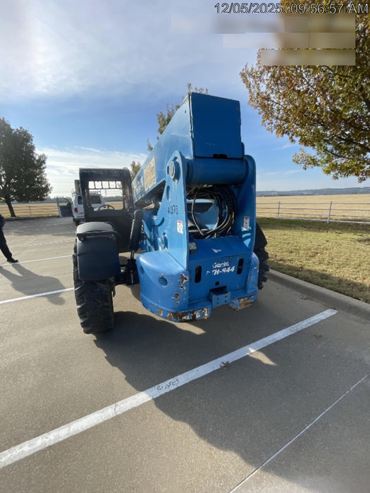 2017 Genie GTH-844 Genie GTH844 Telehandler, 60" Carriage, Solid Tires