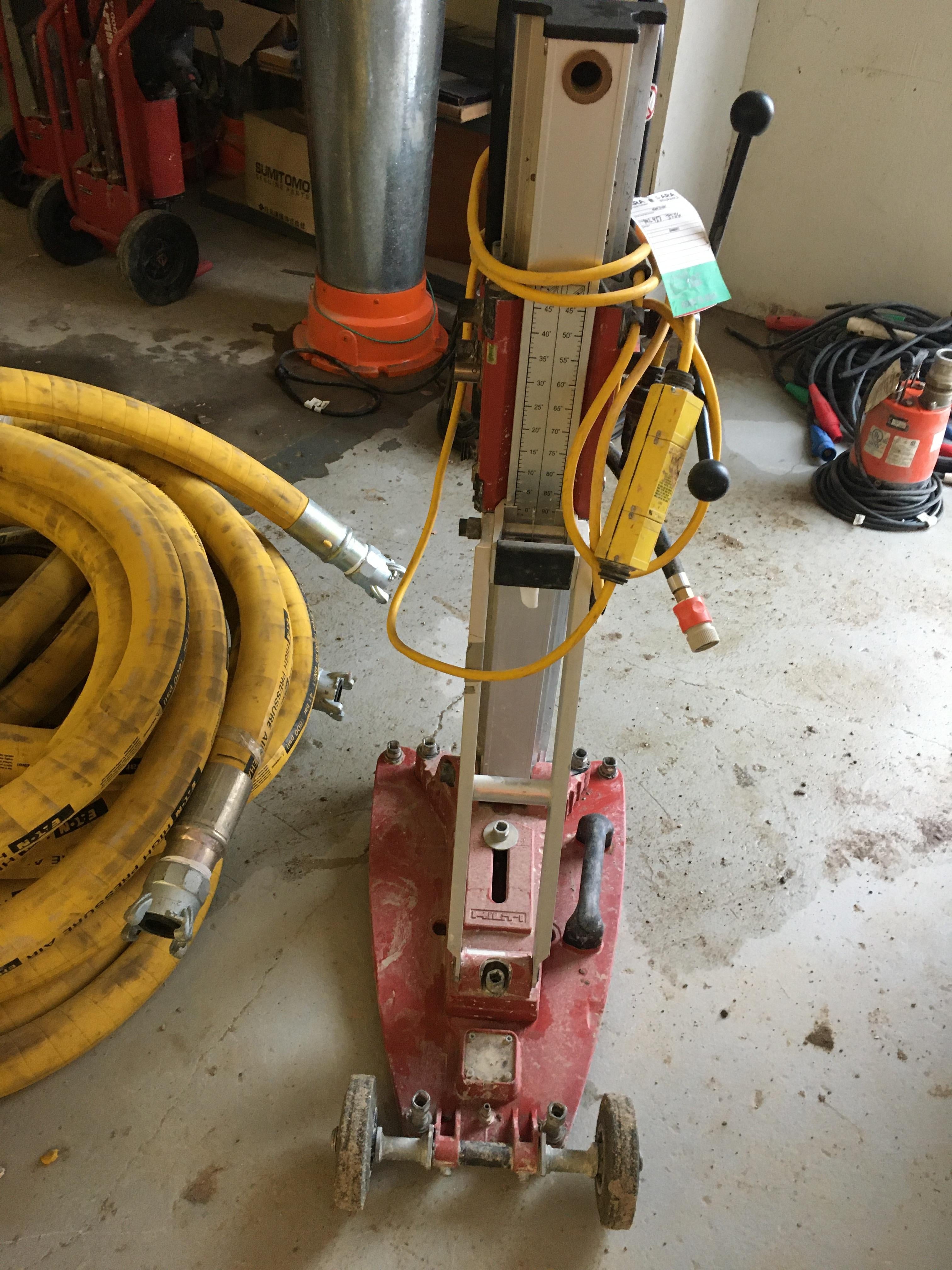 2021 HILTI DD250E