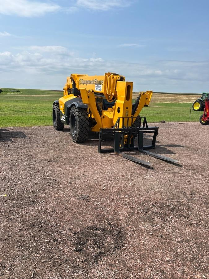 2025 JCB 510-56