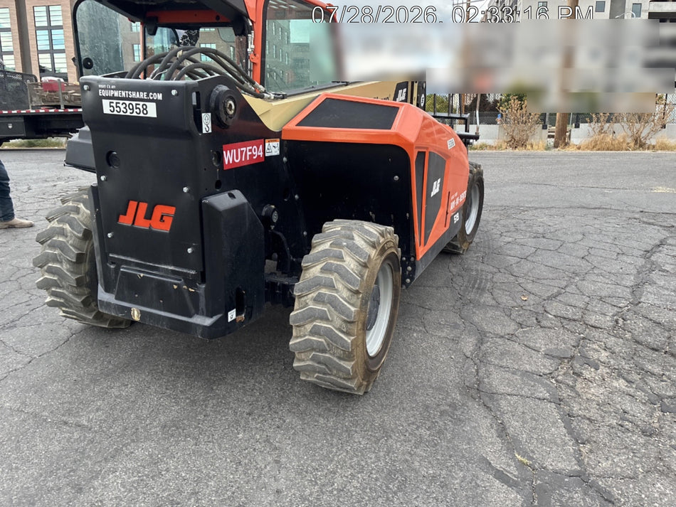 2025 JLG 519