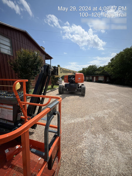 2023 JLG 660SJ