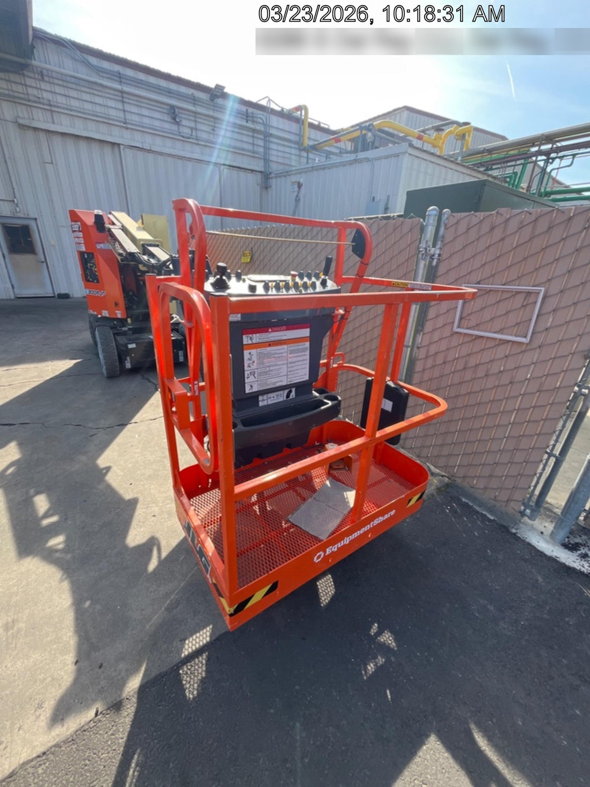 2024 JLG E300AJP