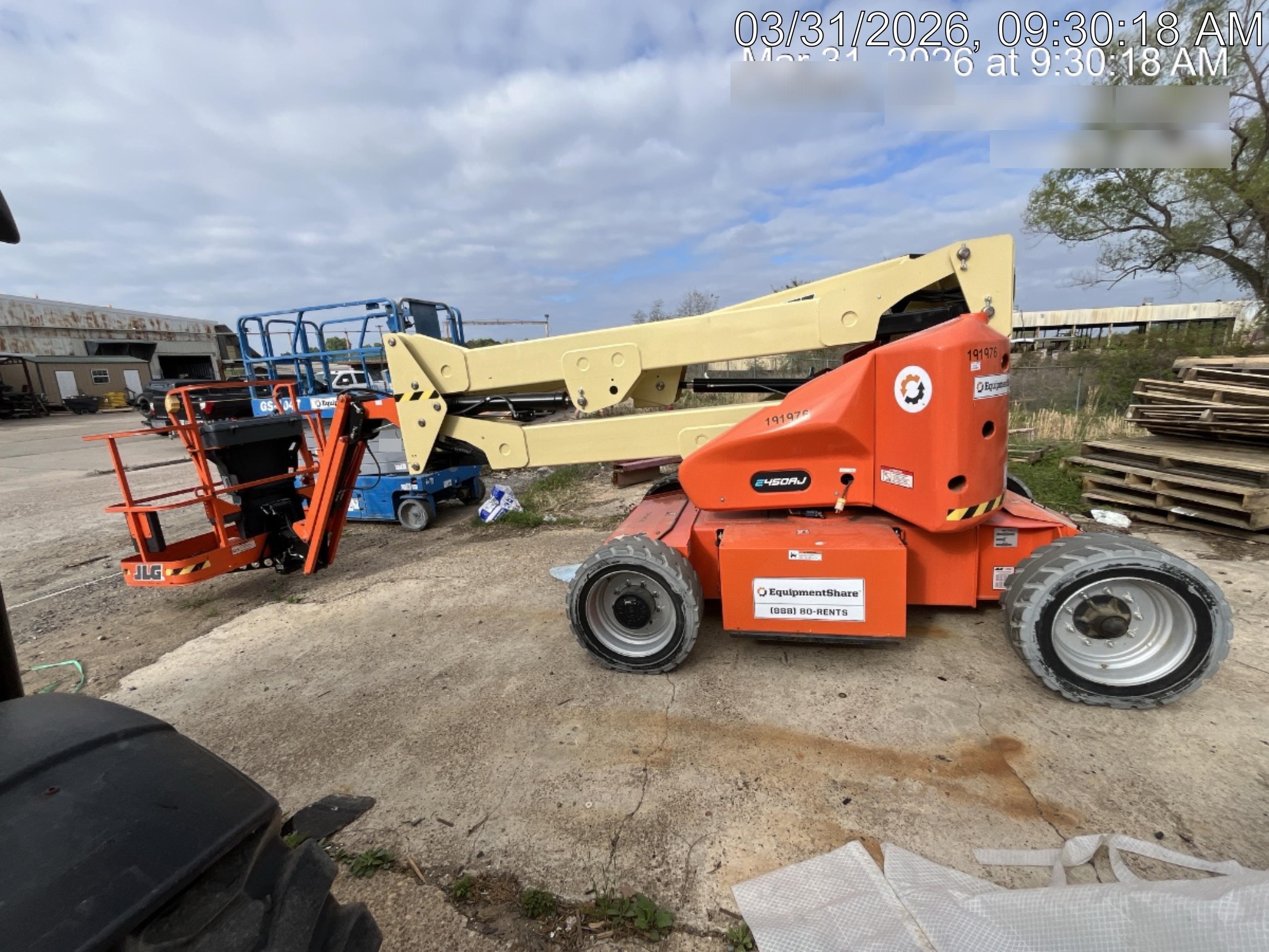 2021 JLG E450AJ