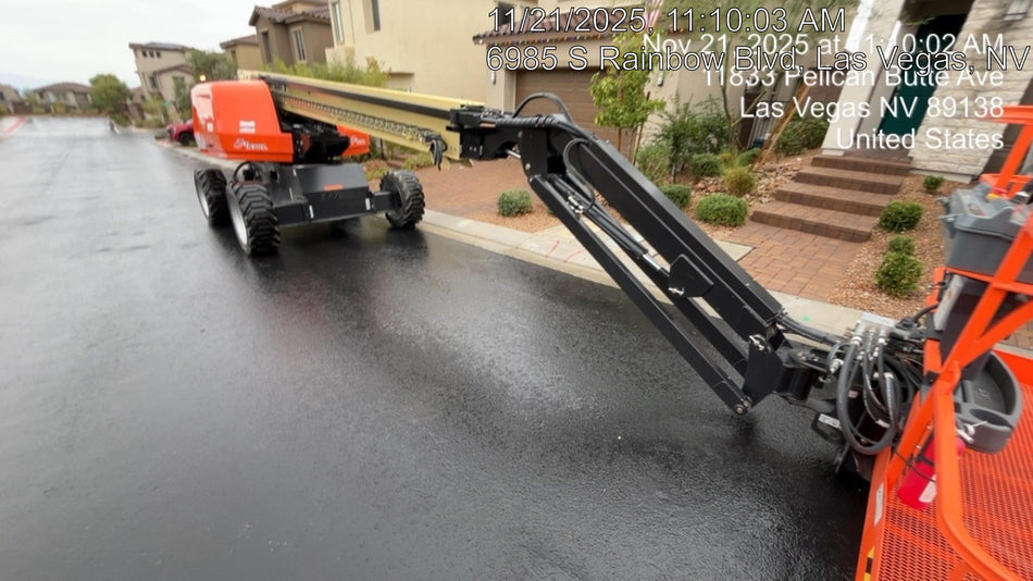2025 JLG 660SJ