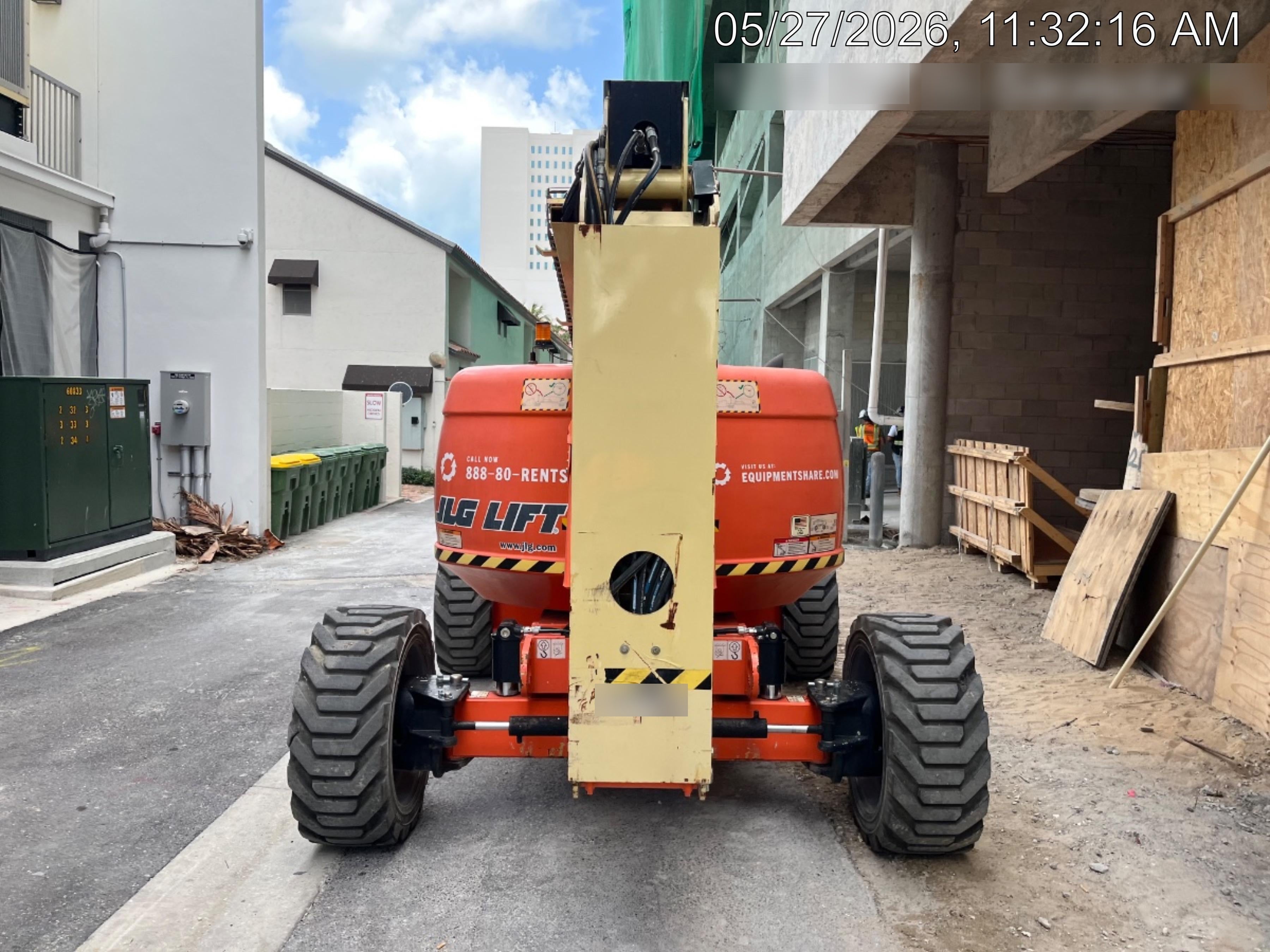 2023 JLG 600AJ