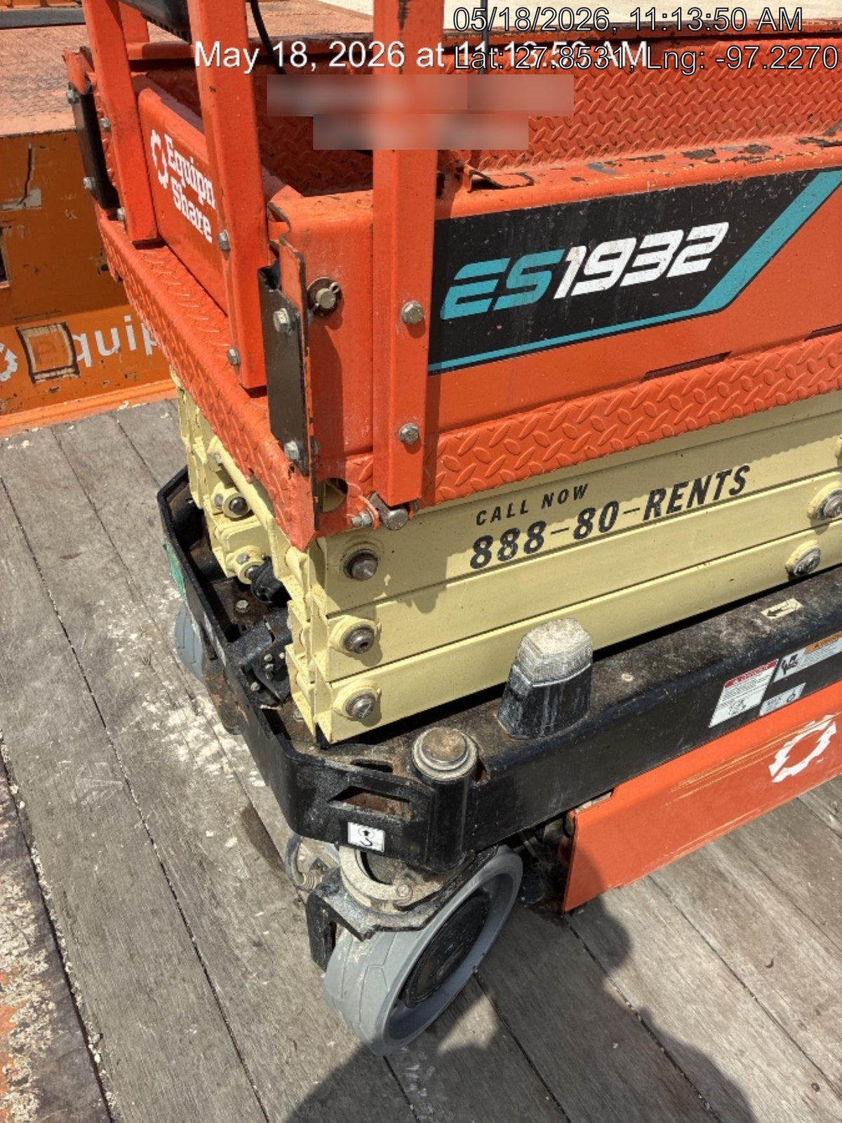 2025 JLG ES1932