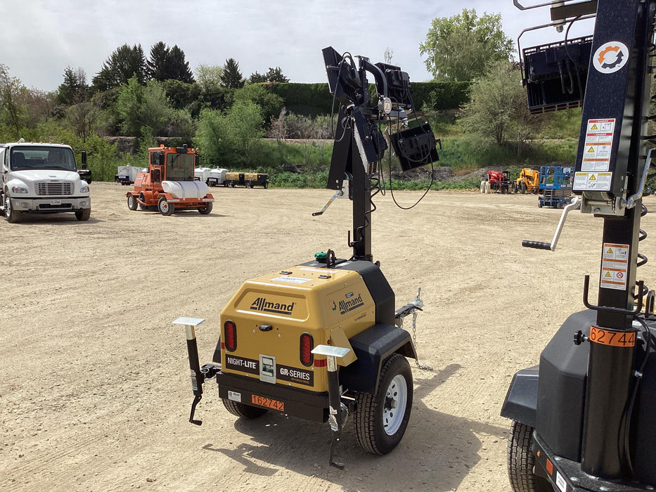 2021 Allmand NLV3GR (4) LED Light Fixture 350W, 23' Vertical Mast, 3kW Prime, Towable, Deep Sea L401, Leveling Jacks, Yanmar T4F 5.8hp