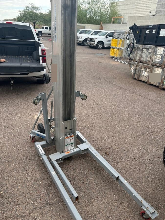2020 GENIE SLC-24