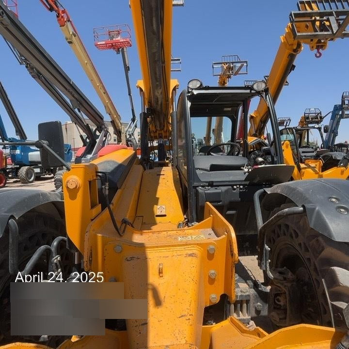 2019 JCB 512-56