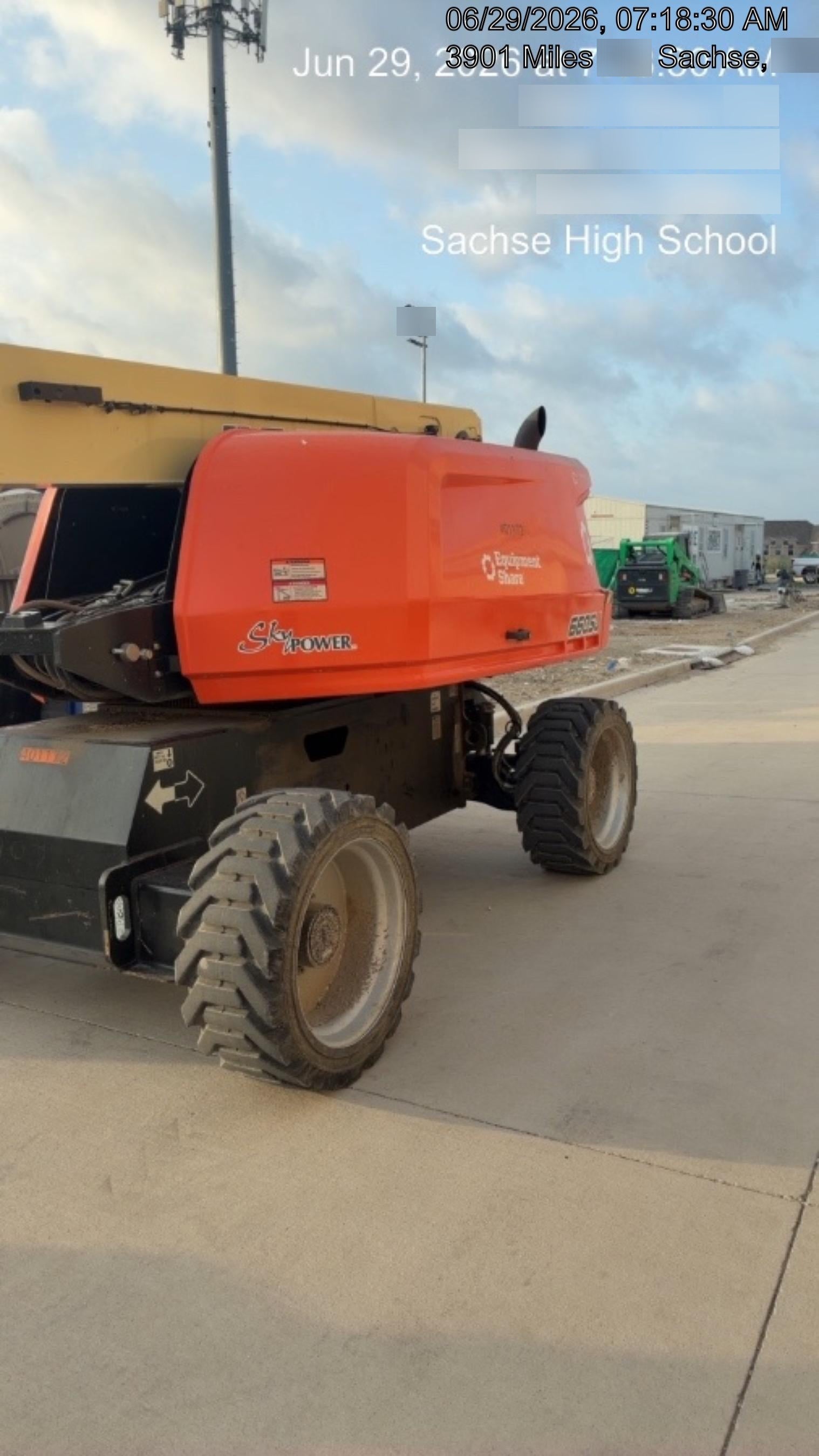 2024 JLG 660SJ