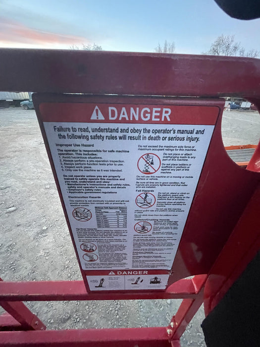 2020 MEC 1330SE Solid NM Tires, Steel Swing out Doors, LCS, Beacon, 900W Inverter