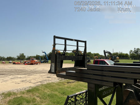 2025 ARROW MATERIAL HANDLING 48" Pallet Forks - Arrow