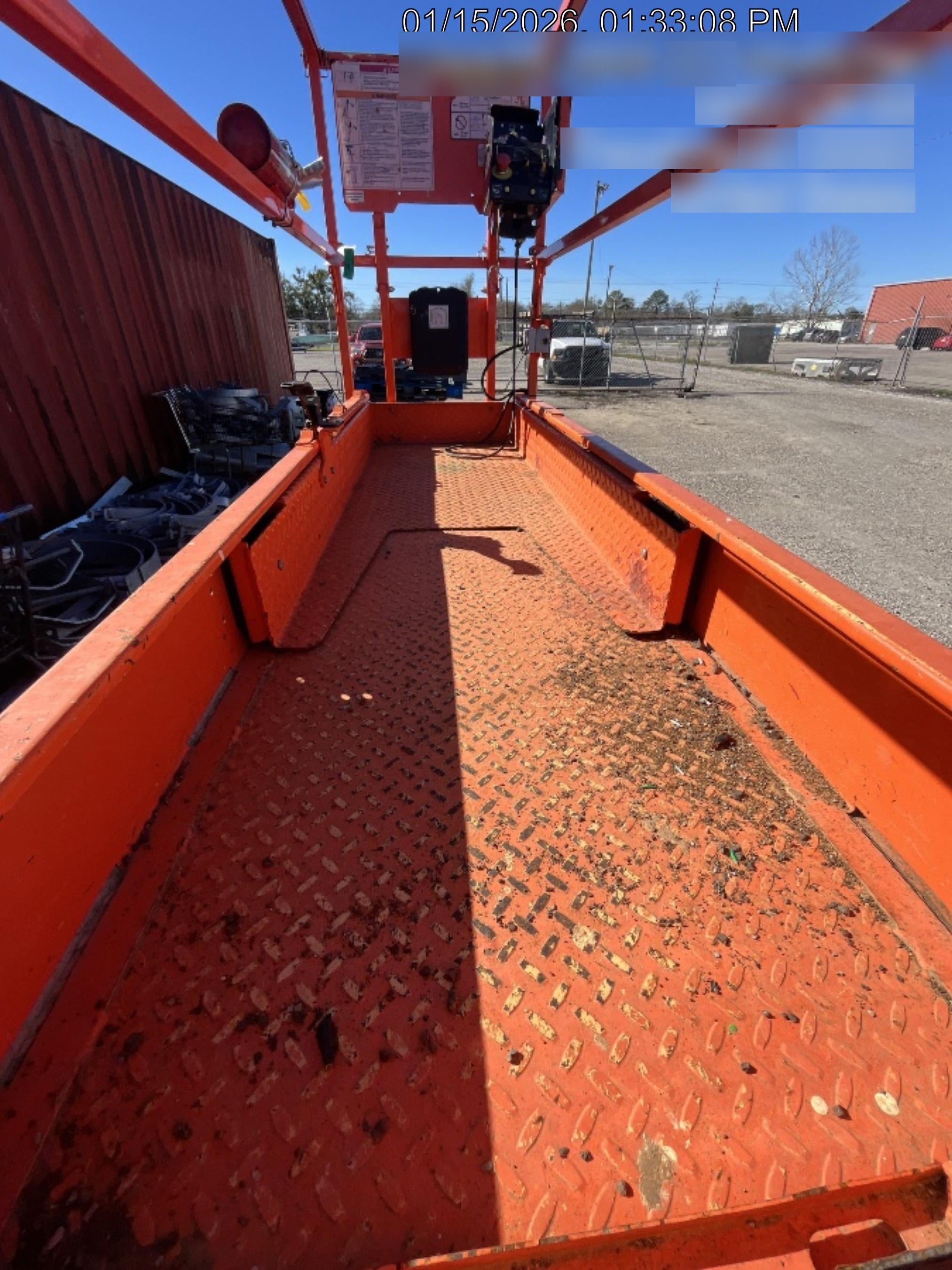 2023 JLG ES2632