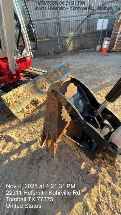 2025 TAKEUCHI 18" HD Bucket - Takeuchi