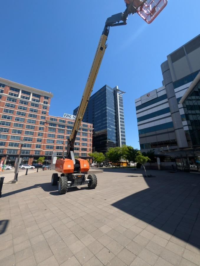 2024 JLG 860SJ