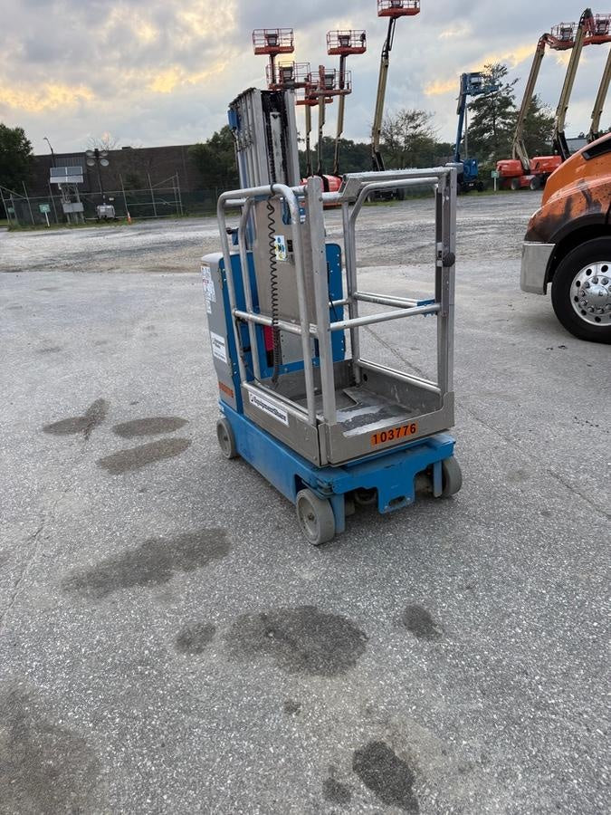 2020 GENIE GR-20