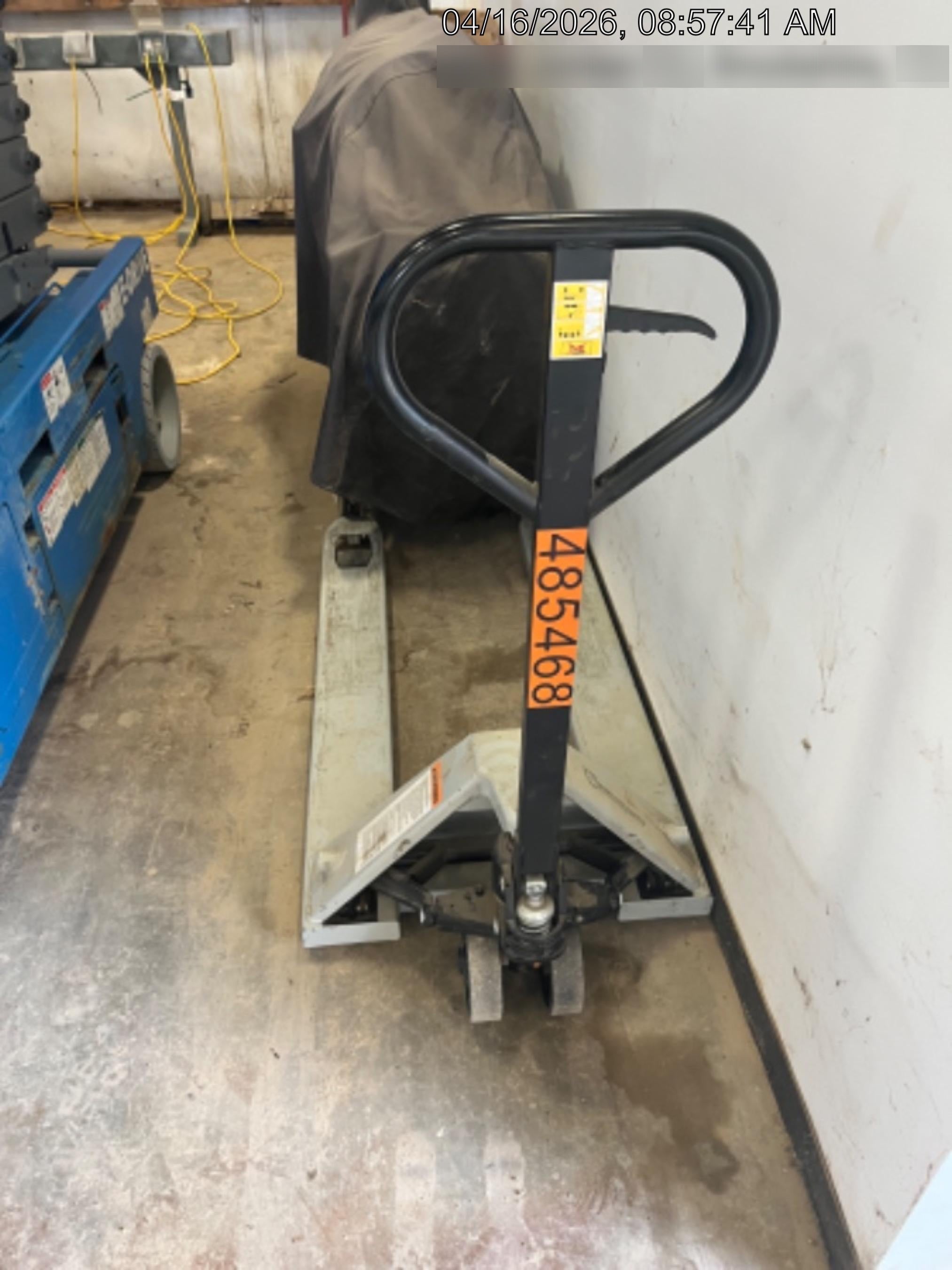 2024 NORTHERN TOOL 5,500 Ibs Pallet Jack - Northern Tool