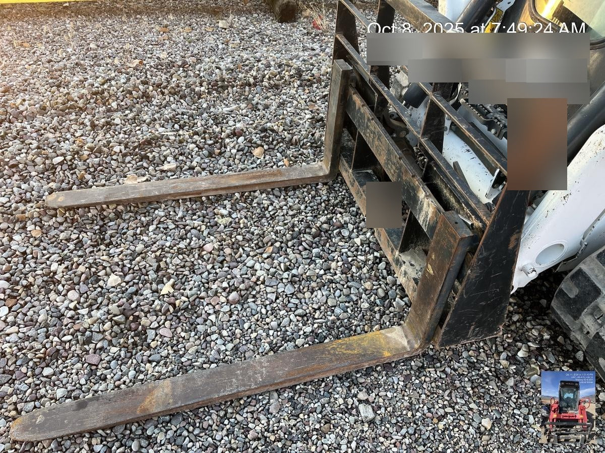 2018 ARROW MATERIAL HANDLING 48" Pallet Forks - Arrow