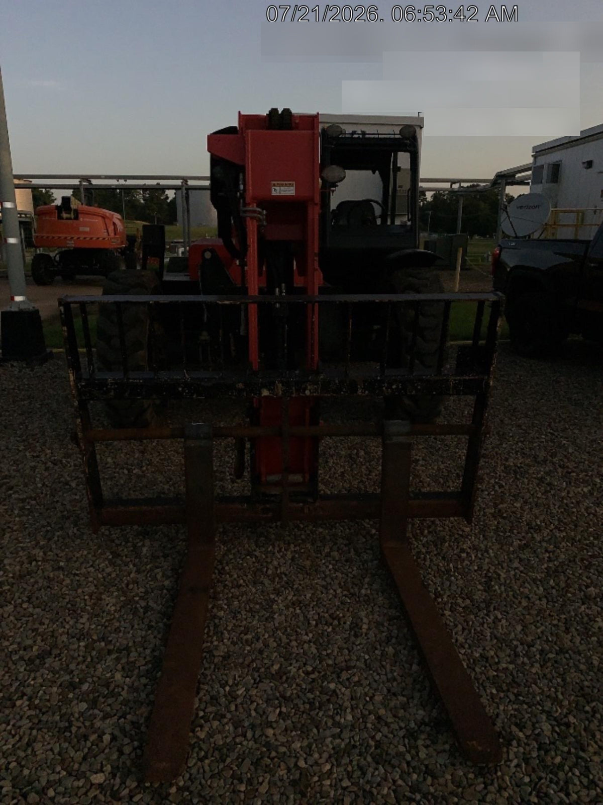 2022 MANITOU MTA8044