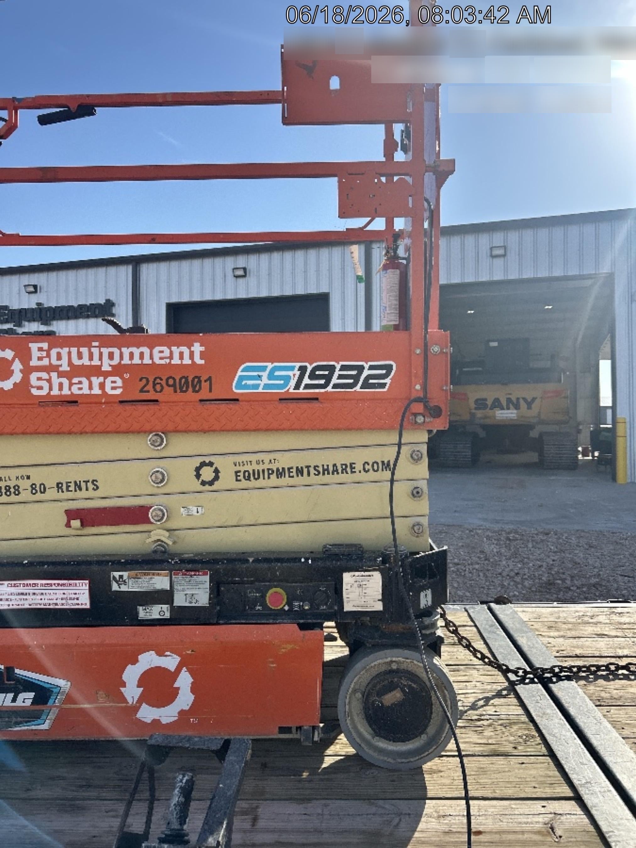 2022 JLG ES1932
