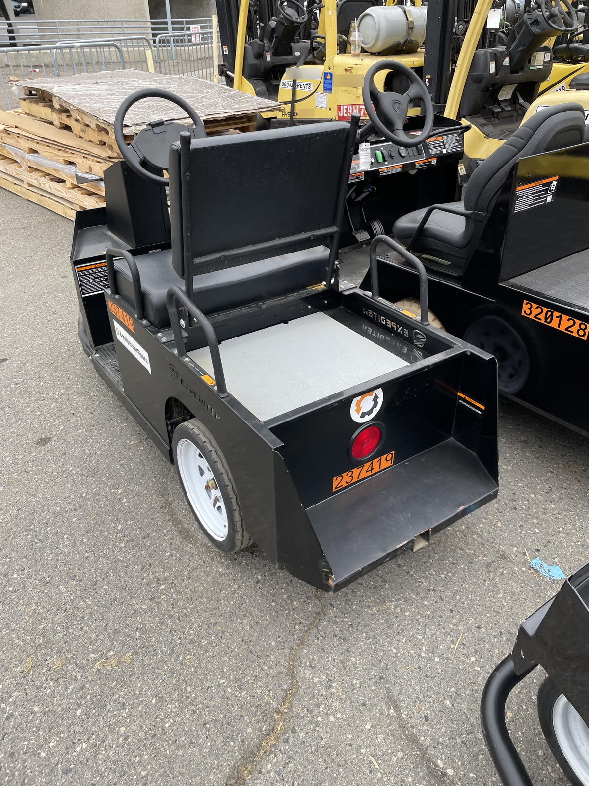 2022 COLUMBIA Expediter