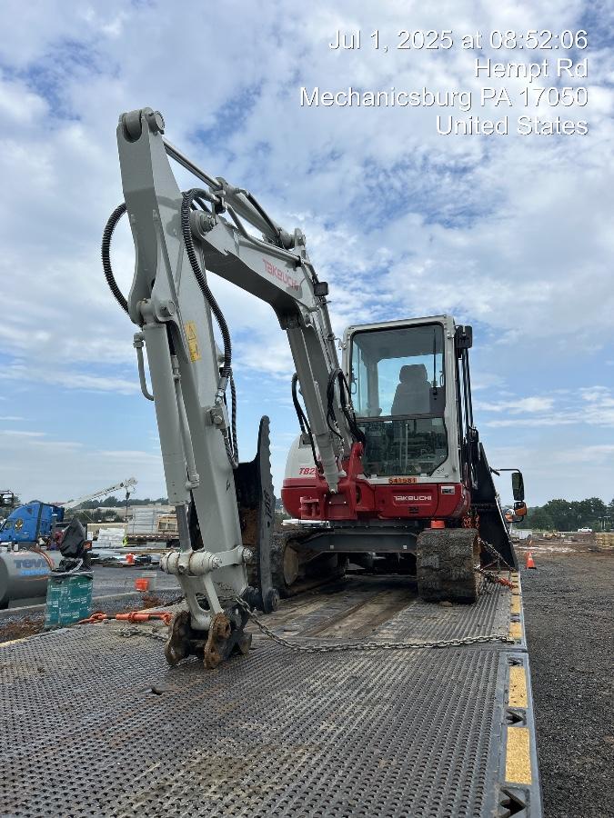 2025 TAKEUCHI TB250-2CR