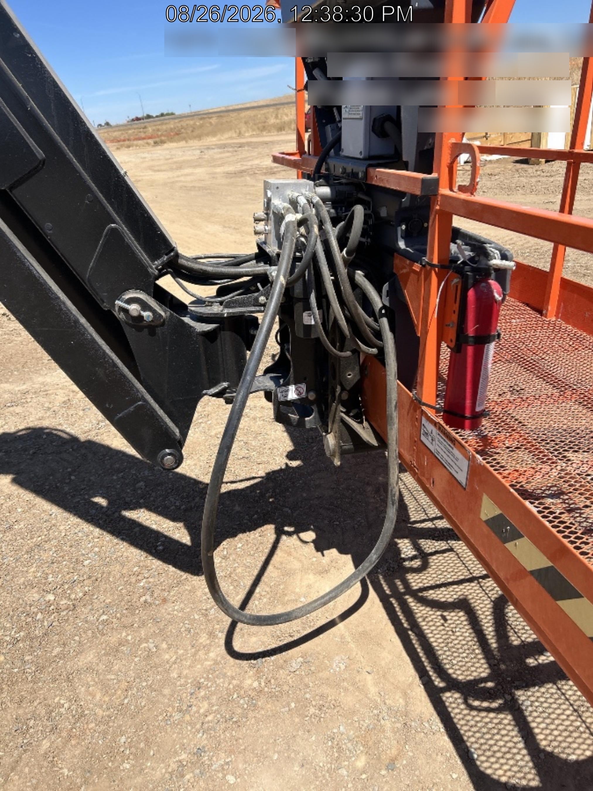 2025 JLG 660SJ