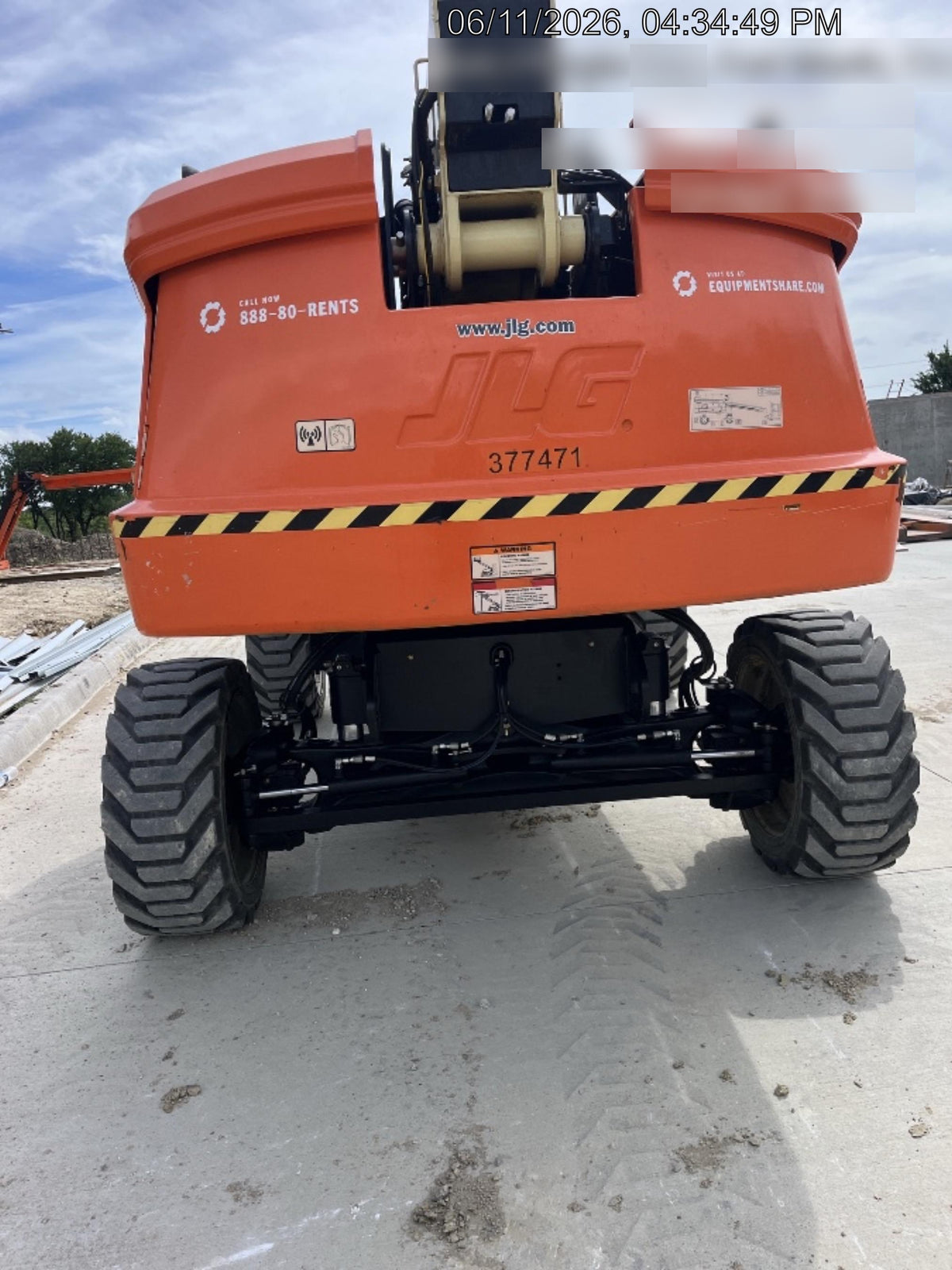 2023 JLG 660SJ