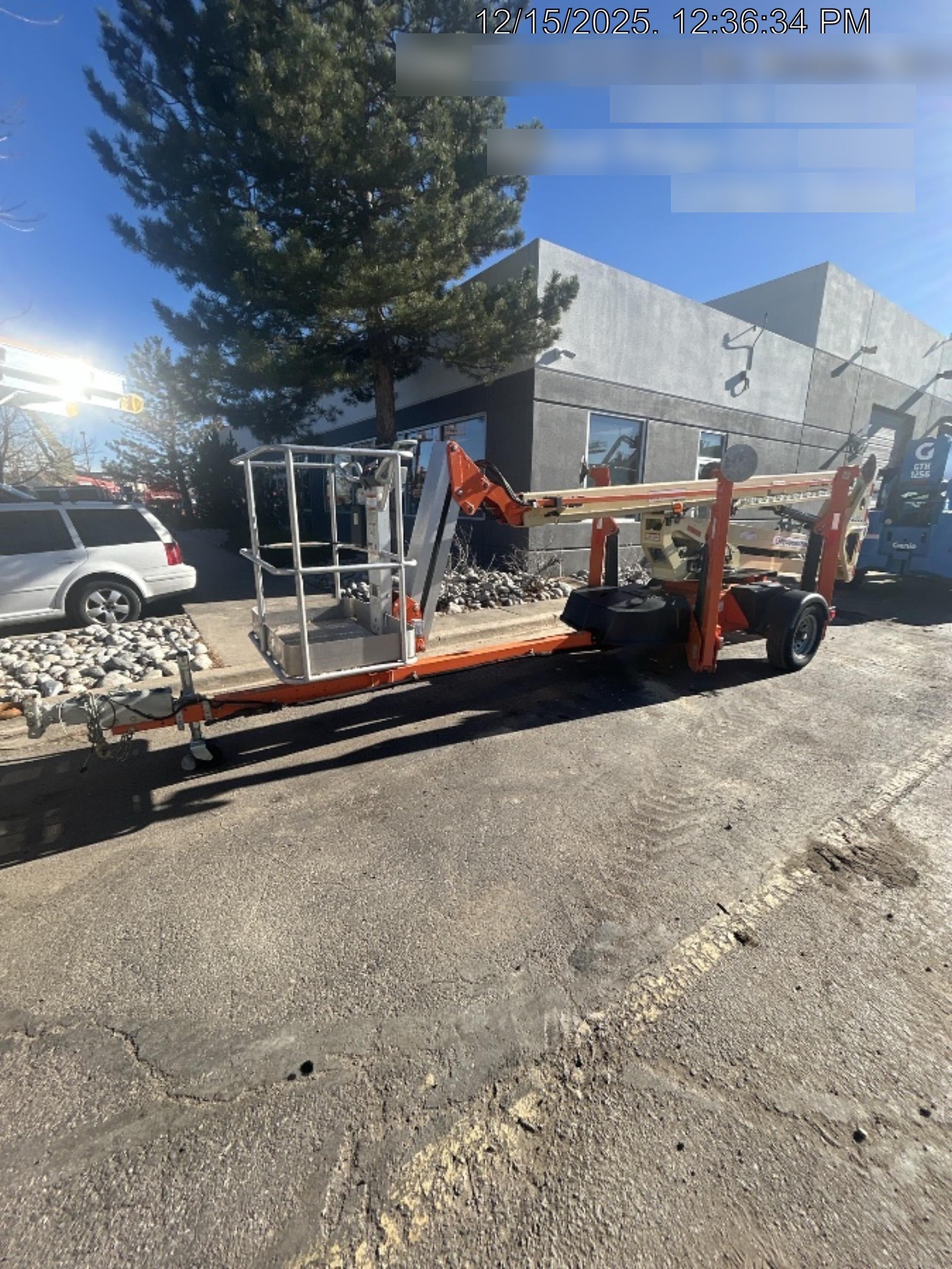 2021 JLG T500J