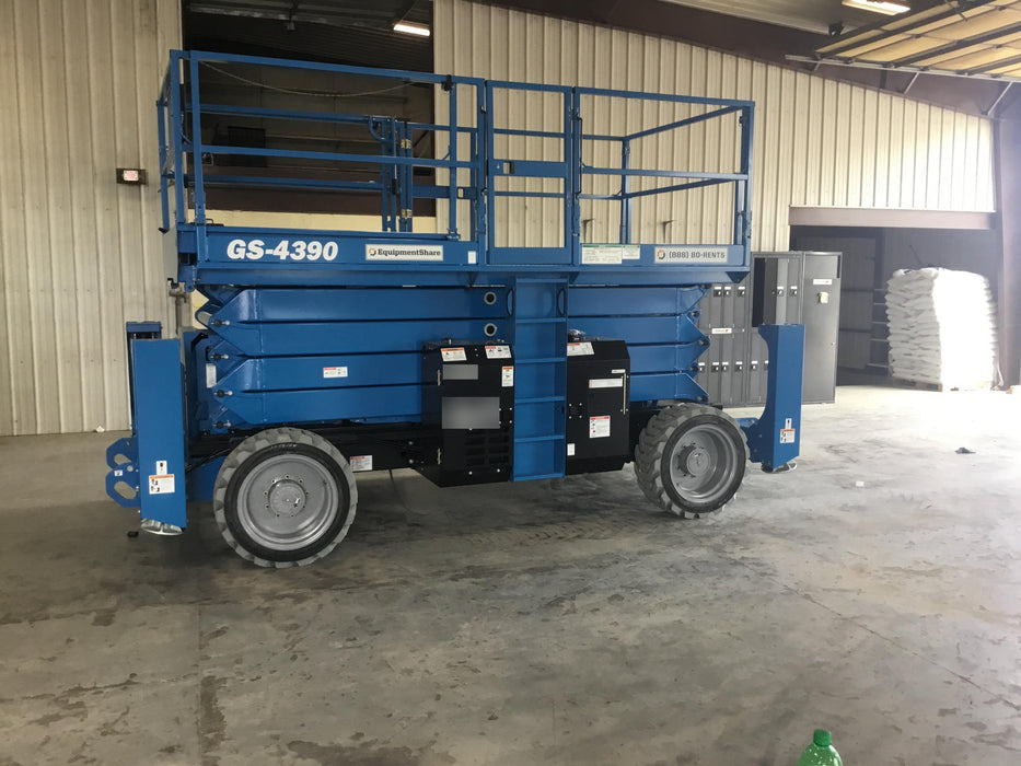 2020 GENIE GS-4390 RT