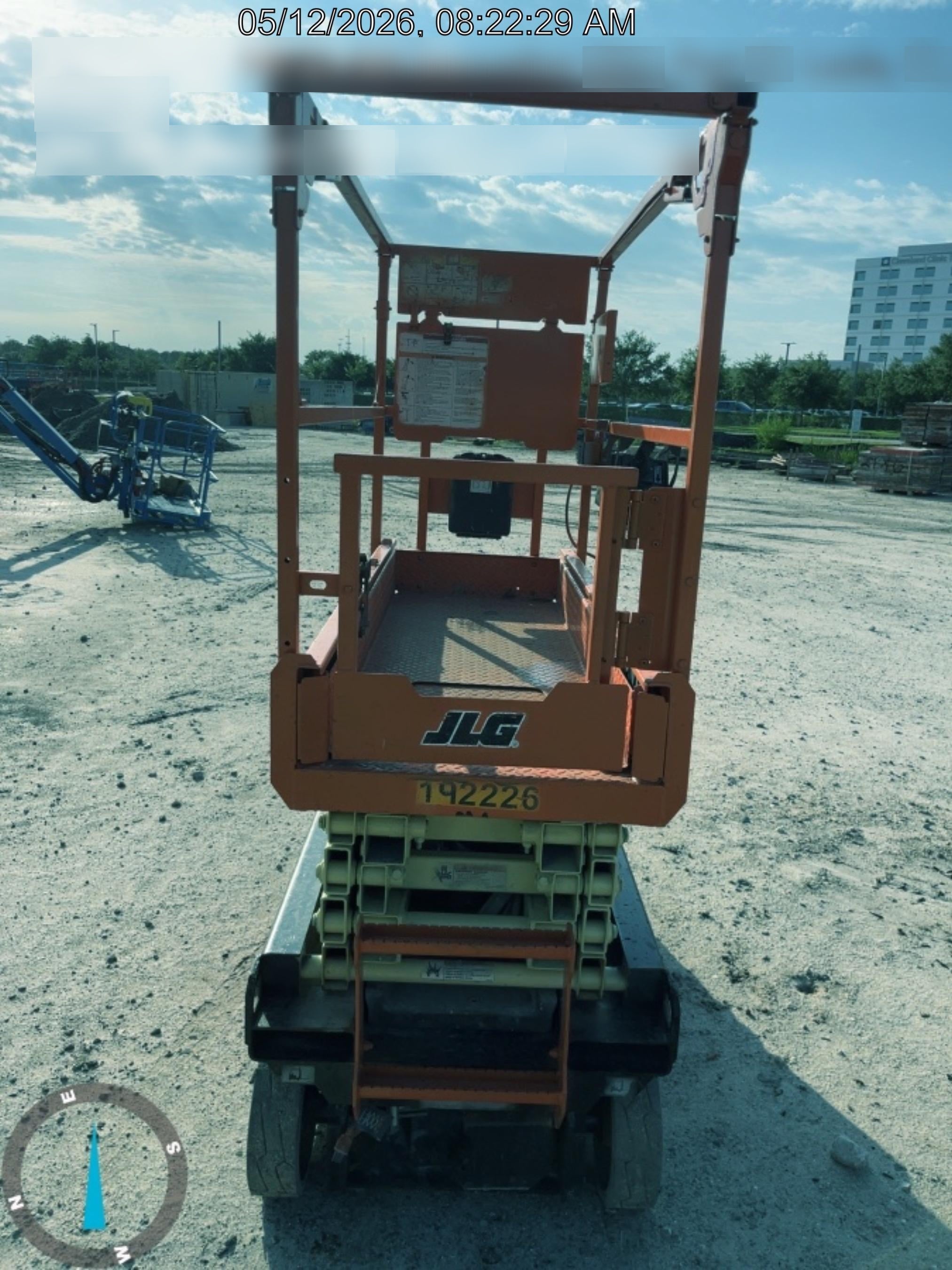 2021 JLG ES1932