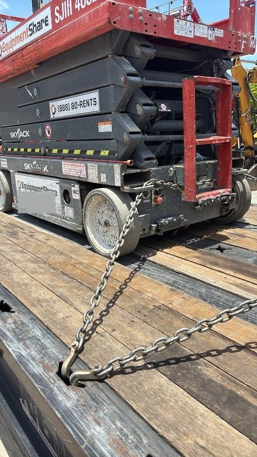 2022 JLG R3246