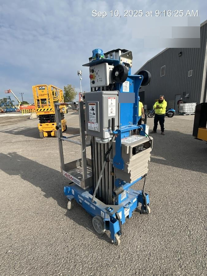 2022 GENIE AWP-30S DC