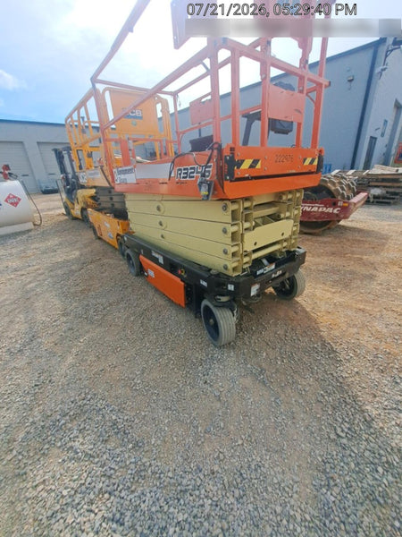 2022 JLG R3246