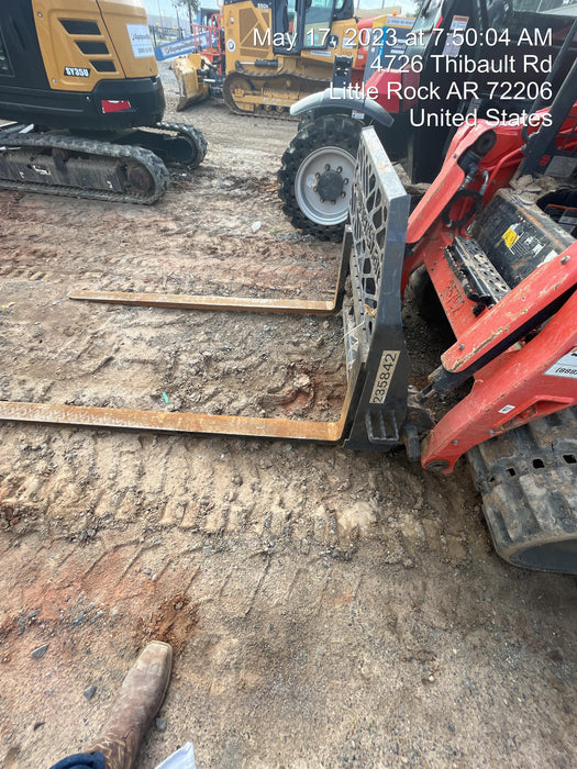 2022 PALADIN 48" Pallet Forks - Paladin